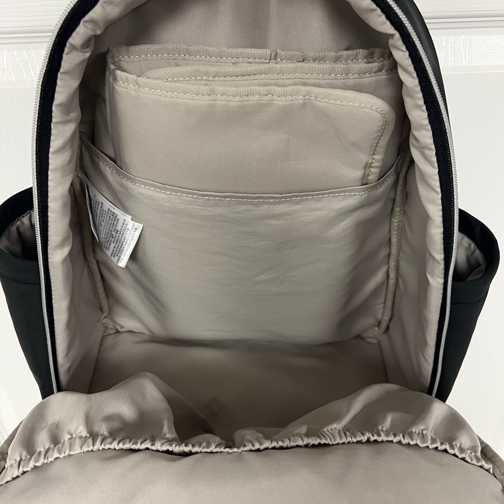 Skip Hop Black Diaper Backpack - Picture 3 of 5